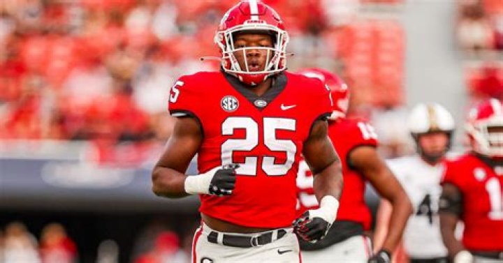 247 Linebacker Ej Lightsey Shot In Fitzgerald GA Shooting and Is In Critical Condition