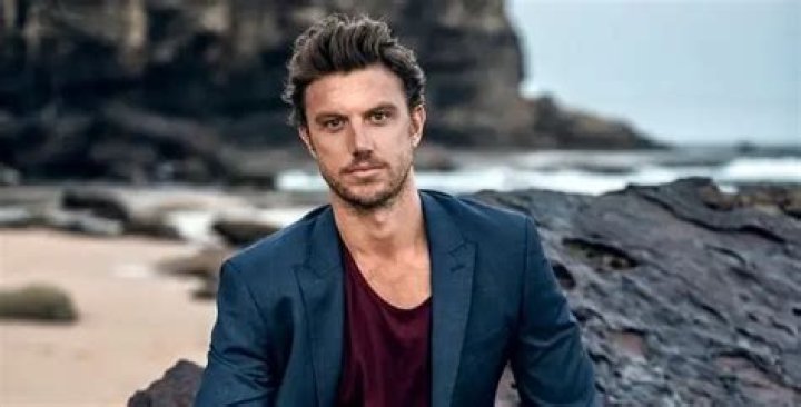 Adam Demos Wife, Net Worth, Height, Parents, Kids, Family, Partner, Married, Wiki, Age, Ethnicity, Instagram