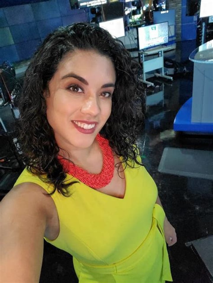 Aisha Morales Bio, Wiki, Age, Family, Husband, Married, WBAY, Husband, Pregnant, Married, Salary and Net Worth