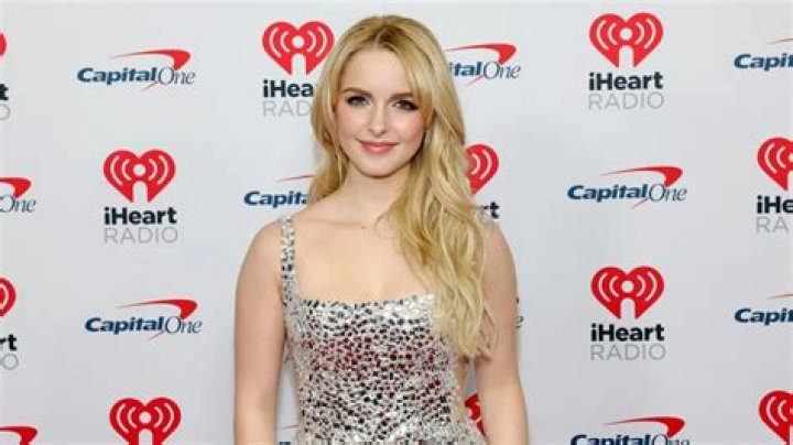 AJ Michalka Biography, Wiki, Age, Parents, Sister, Husband, Net Worth, Movies, And Tv Shows.