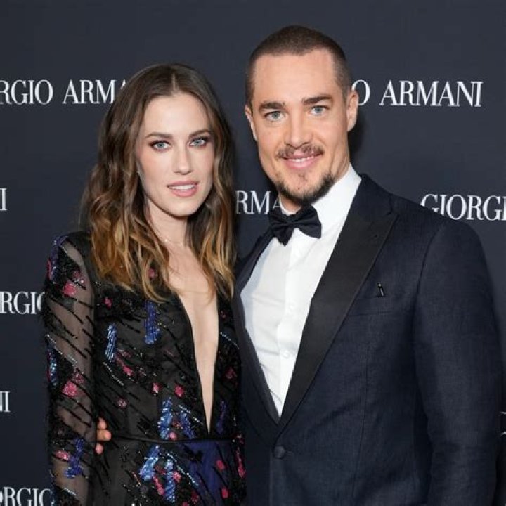 Alexander Dreymon Bio, Wiki, Age, Height, Accent, Wife, Net Worth, Movies, Interview, Workout and The Last Kingdom