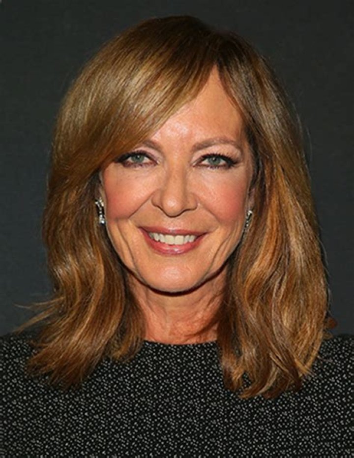 Allison Janney Spouse, Awards and Nominations, Height, Age, Net Worth