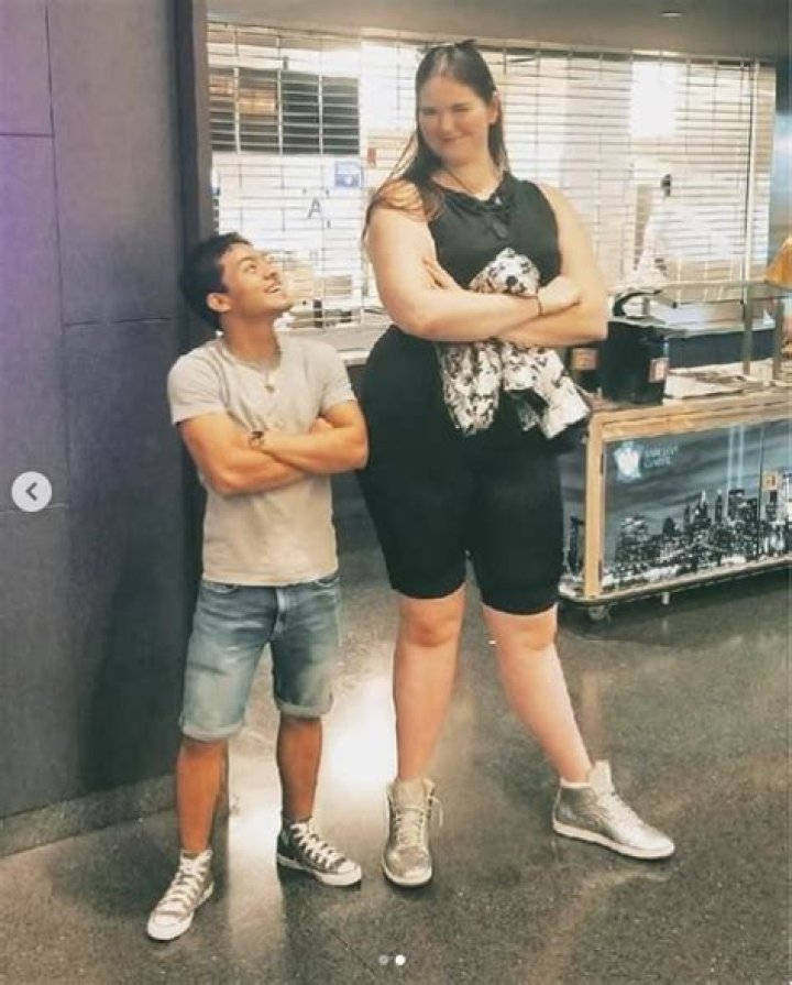 Aly Stosz Height Weight, Parents, Boyfriend, Age and Instagram Pictures