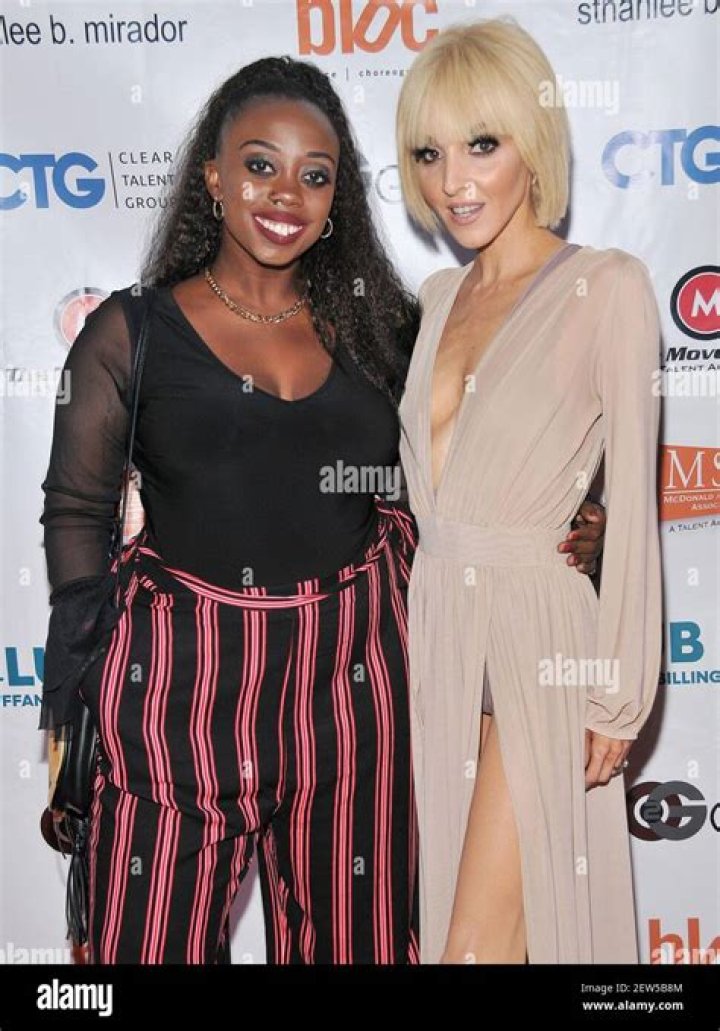 Amari Marshall Bio, Wikipedia, Age, Nationality, Brother, Weight, Sister, Dancing, and Net Worth