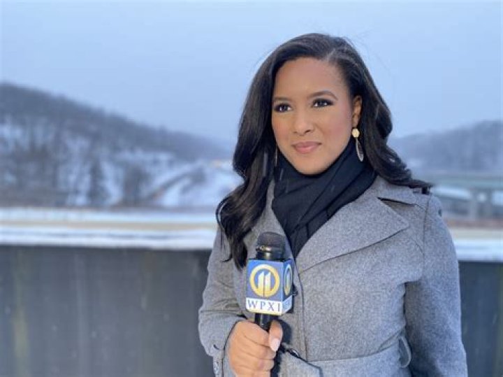 Amy Freeze Salary And Net Worth, Surgery And Instagram Of The American TV Meteorologist