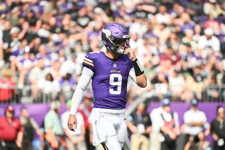 Andrew McCarthy age: How old is Andrew McCarthy?