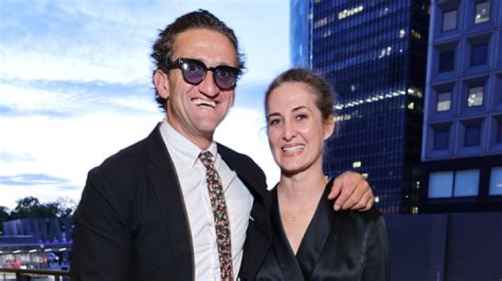 Candice Pool, Casey Neistat’s Wife – Net Worth, Facts About the Jewelry Designer 