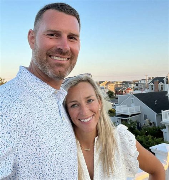 Chad Henne Age, Wiki, Biography, Wife, Children, Salary, Net Worth, Parents