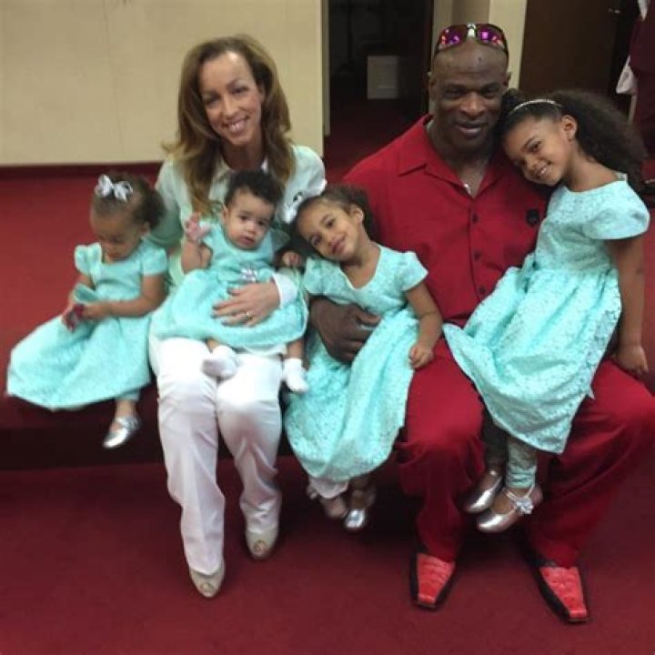 Eboa Lotin Biography, Age, Family, Children, Career, Deaths and News