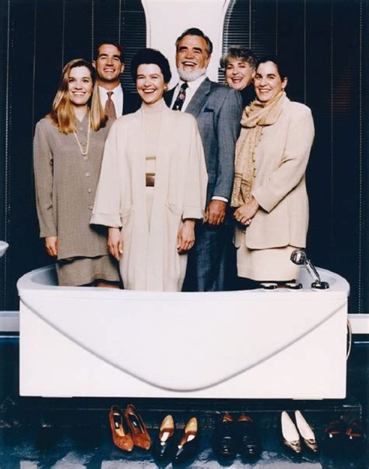 Frances Weller Bio, Age, Height, Twin Sister, Husband, Joe Durham, Wilmington NC, Salary and Net Worth