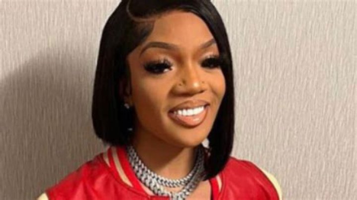 Hoodcelebrityy Boyfriend, Net Worth, Height, Age, Real Name, Married