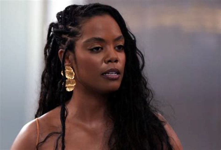 Is Novi Brown Married Or Not? Actress Starring As Sabrina Hollins In Sistas, All About Her