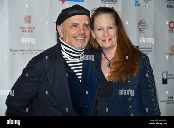 Joe Pantoliano: Wife, net worth, tattoos, smoking & body facts