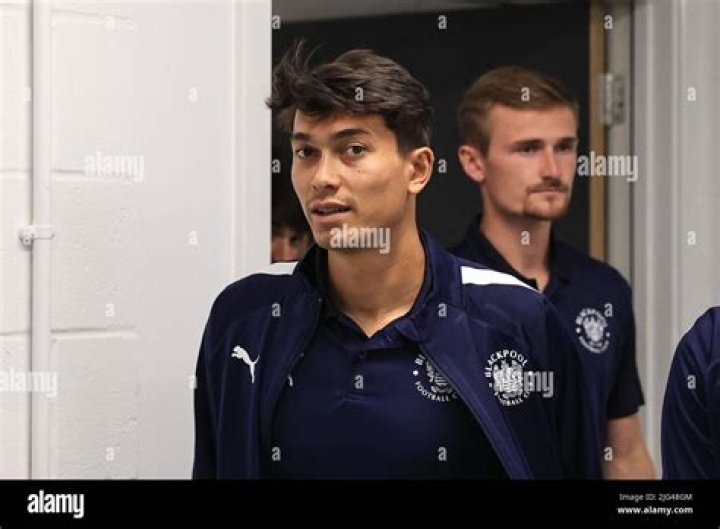 Kenny Dougall Wiki And Parents: Where Is The Footballer From?