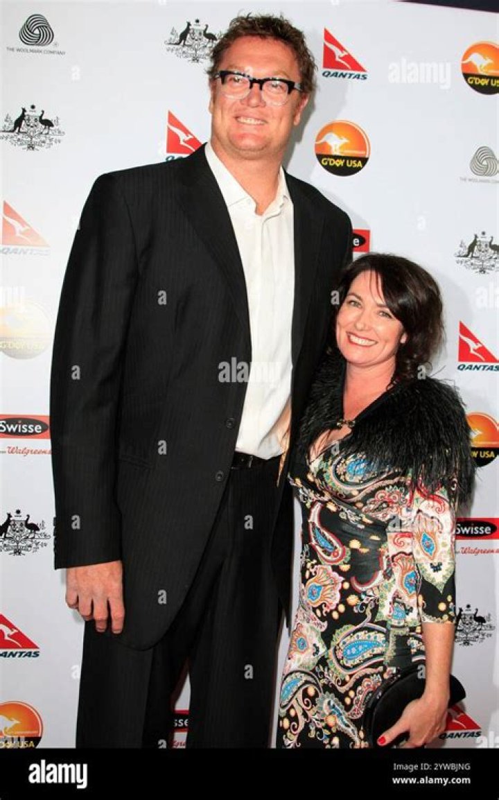 Luc Longley Wife Anna Gare Health Update, How Is She Doing Now?