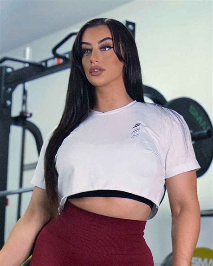 Nicolò Zaniolo (AS Roma Midfielder) Bio, Wiki, Age, Height, Weight, Parents, Mom, Mother, AS Roma, Inter, Girlfriend, Injury, Net Worth and Salary