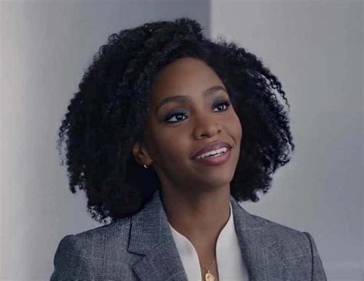 Teyonah Parris Bio, Age, Height, Networth, Engagement, Hairstyles, Movies