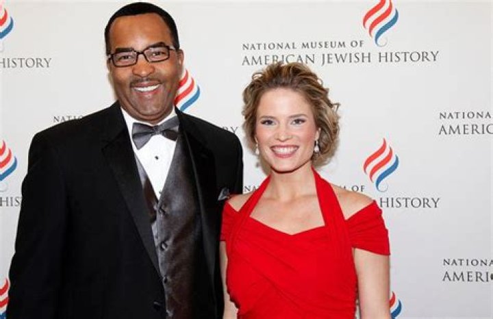 Ukee Washington And His Wife Laurie Washington Share A Wonderful Married Life In Wilmington