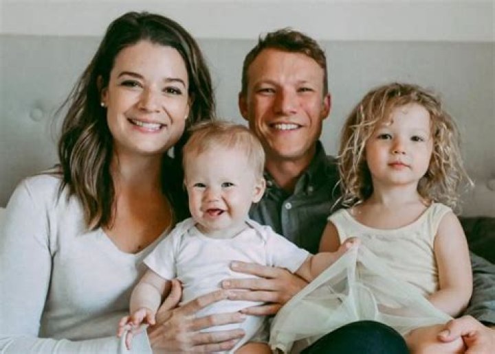 Who Is Kimberley Sustad Husband Scot Sustad? Bio & Instagram Explored